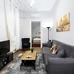 Ad Neoclassical Boutique 2br