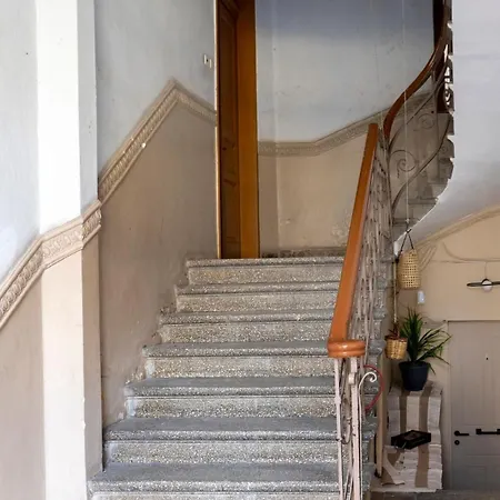Lejlighed Ad Neoclassical Boutique 2br *
