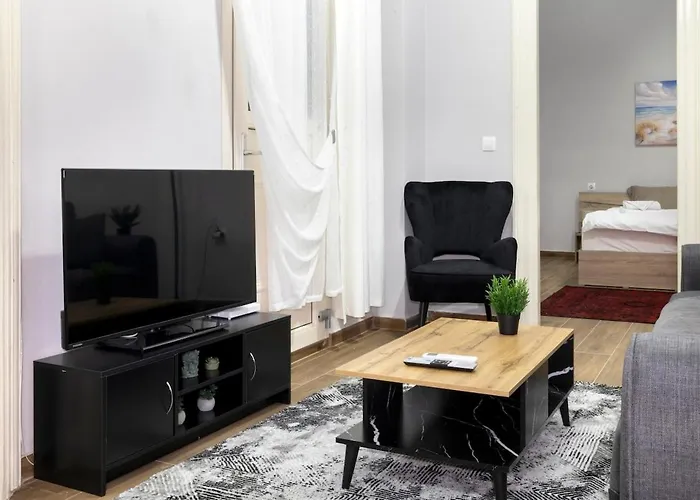 Ad Neoclassical Boutique 2br Apartment *