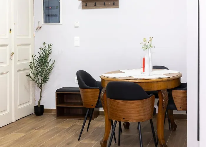 Ad Neoclassical Boutique 2br شقة