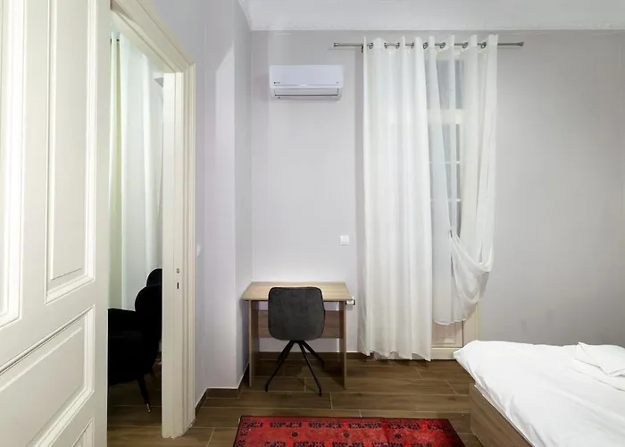 Ad Neoclassical Boutique 2br *